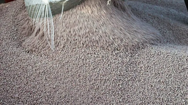 7 Sleek Methods How to Neutralize Nitrogen in Soil